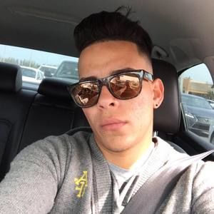 Meet your Posher, Leo